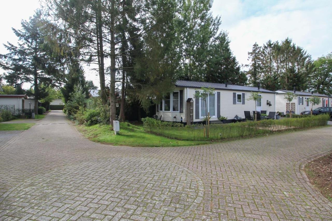 Sfeervol Chalet Op De Veluwe Putten Exterior photo